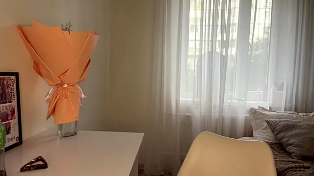 Adrll_Cute Adlı Modelin Canlı XXX Sohbeti