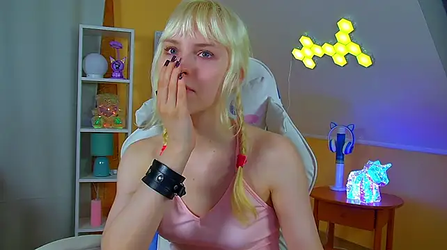 Chat +18 de HannahHollis ao vivo