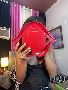 Tarah_victoria_collins Pertunjukan Webcam