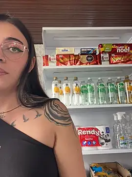 Chat +18 de Morgana_Pink ao vivo