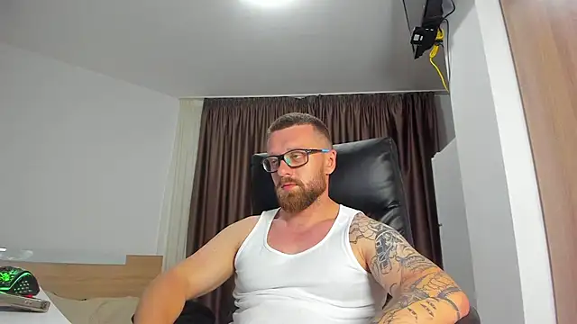 Findom_guy – Naživo XXX chat