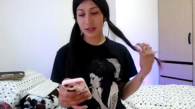 Doll_saryのライブXXXチャット