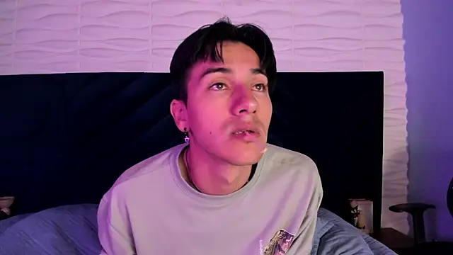 Andy_Joy_ লাইভ XXX চ্যাট
