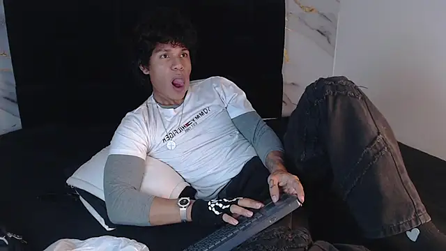 MaximilianRothn Webbikameraesitys