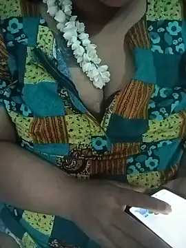 Chat +18 de deepika-mallus ao vivo