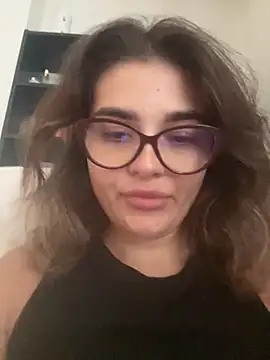 Rubstri Adlı Modelin Canlı XXX Sohbeti