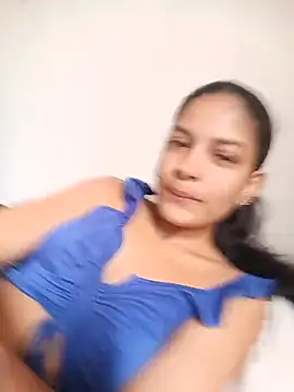 natural_girl_ Adlı Modelin Canlı XXX Sohbeti