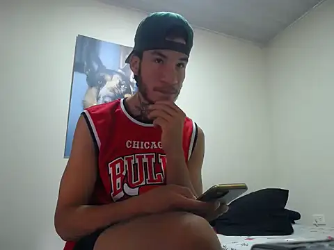Show modela roberth_pathizon na web-kameri