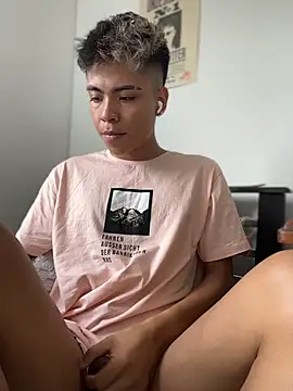 Chat XXX Live MaxiWildd