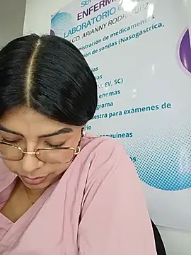 SOFIA-11_ Live XXX Chat