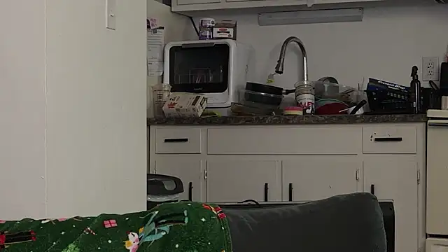 HighOffCandy XXX чат на живо