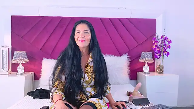 AlizonMoreti's Webcam Show