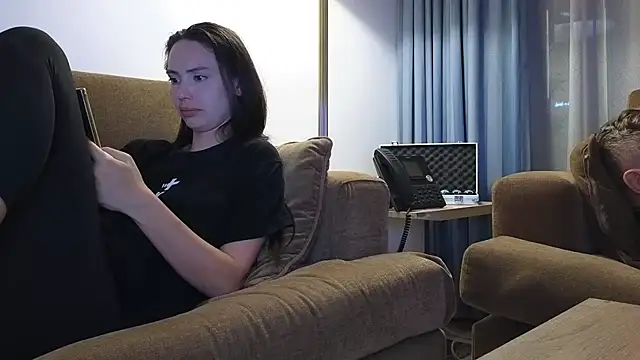 EvaSmith77777's Webcam Show