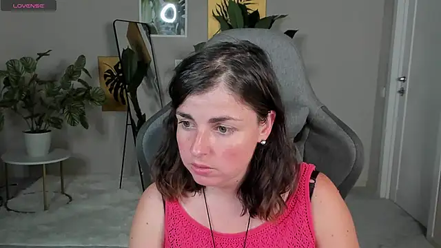 Chat +18 de MartaEdams ao vivo