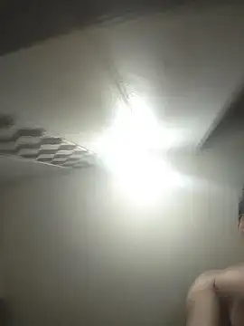 XXX chat uživo modela Alphamustha