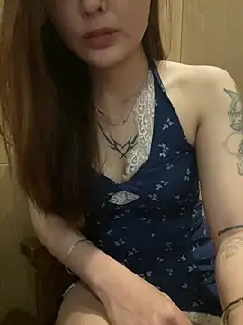 Chat +18 de _AnneMia_ ao vivo