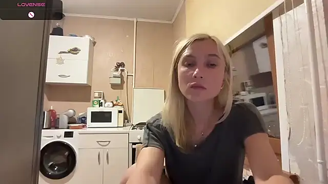 AngelJeni: онлайн-секс-чат