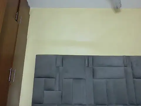 Chat +18 de Cuteebony16 ao vivo