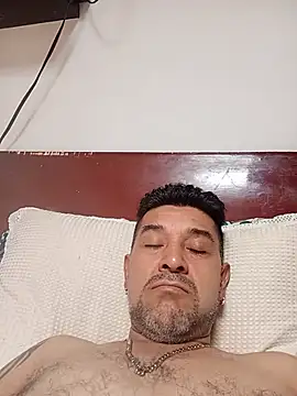 Miia_liam_'s Webcam Show