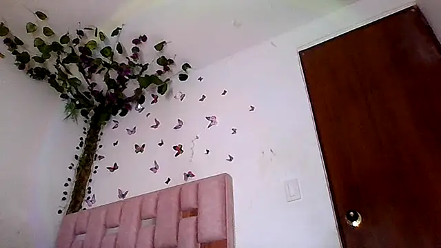 Chat +18 de abby_moss_2 ao vivo