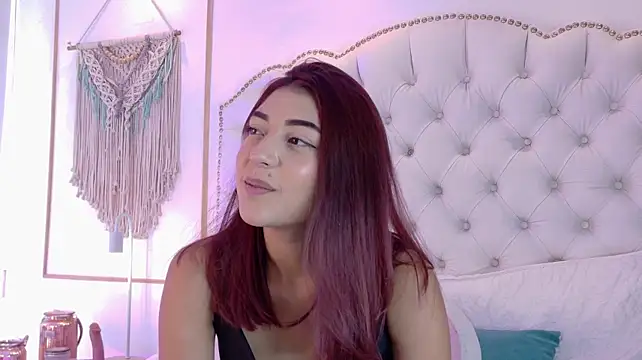 AriaStonne's Live XXX Chat