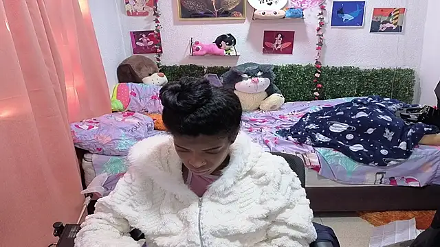 Chat +18 de thianahorny ao vivo