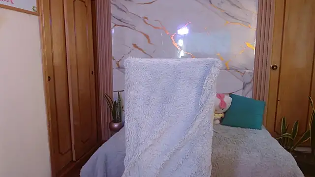 Chat +18 de kittycatw ao vivo