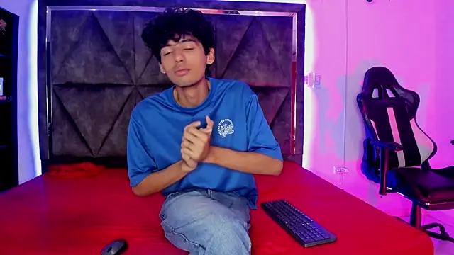 Valerios_ XXX чат на живо