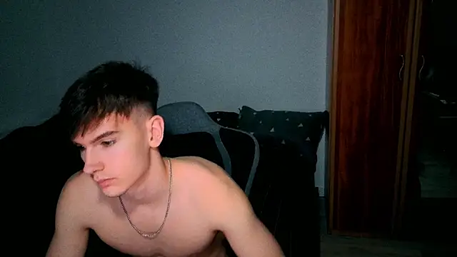 BradyFlint 即時 XXX 聊天