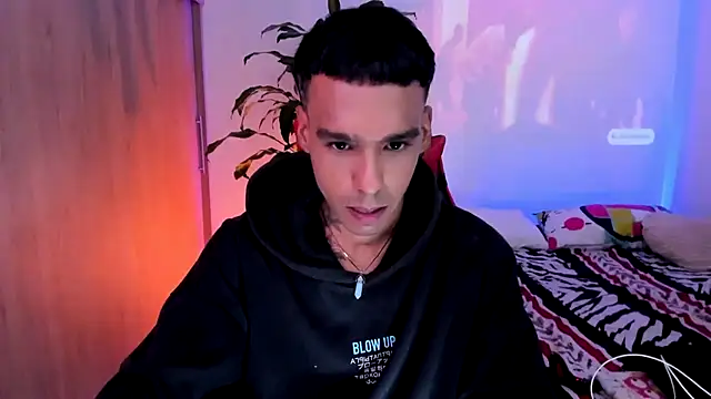 Czat XXX na żywo – Damianwhite