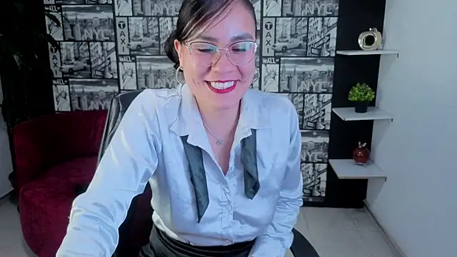 Agata-Moon's Live XXX Chat