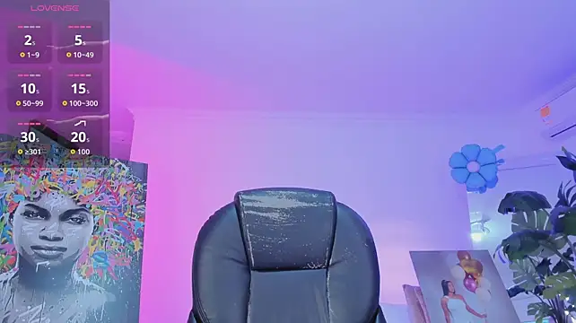 צ'אט XXX בשידור חי של JANYLOVE__
