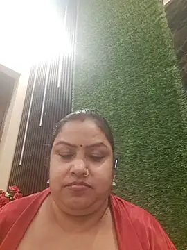 Chat +18 de SHANVII ao vivo