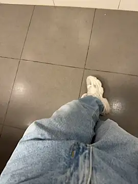 Chat +18 de liam_bronw ao vivo