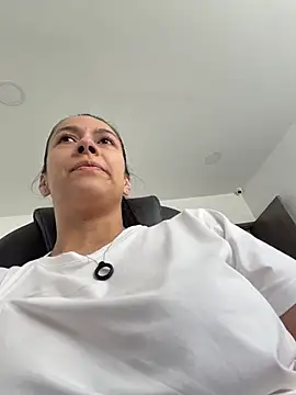 Živý XXX chat LoriBauerr