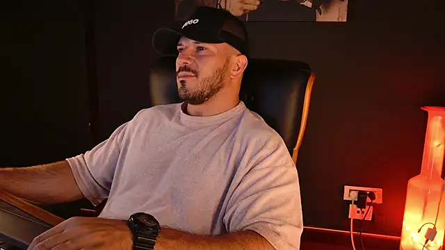 AngeloEric Chat XXX live