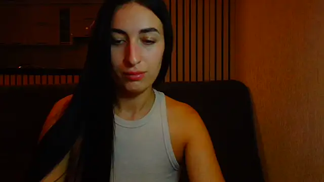 Star_Emily_ Adlı Modelin Canlı XXX Sohbeti