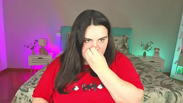 Ukr_Lena Adlı Modelin Canlı XXX Sohbeti