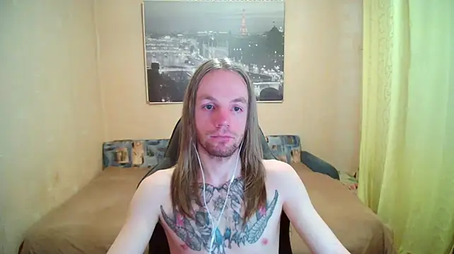 AdamDickens Show in webcam