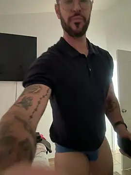 mrbighairychest 网络视讯表演