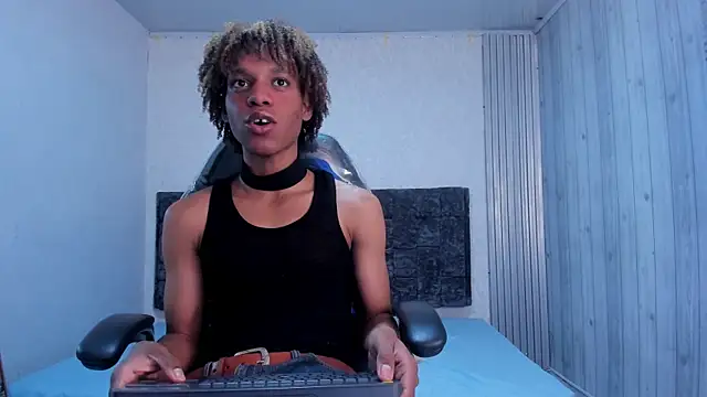 Show de luccas_lowee na webcam