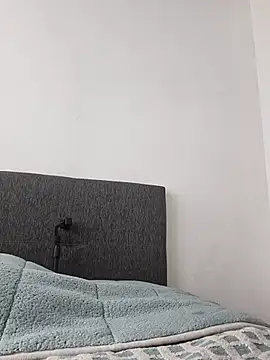 XXX chat uživo modela Tiger_cryad