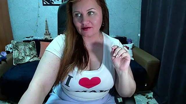 Nikki_March – Naživo XXX chat