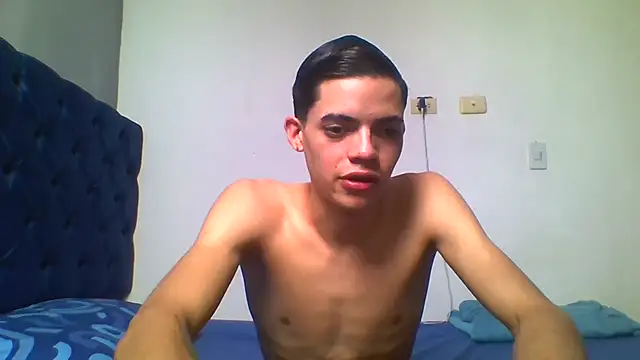 Онлайн чат XXX Latinos_2001
