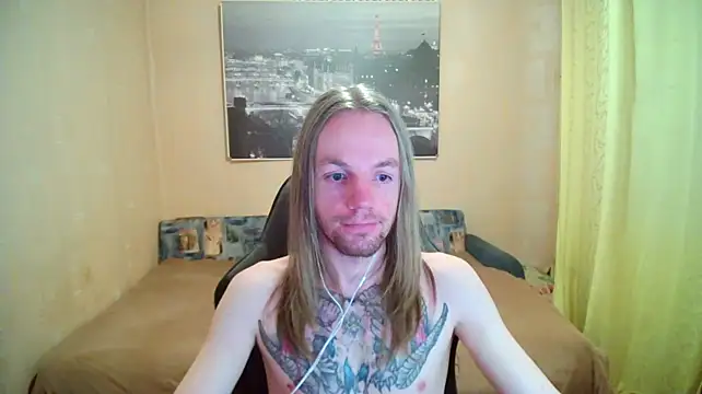 AdamDickens Pertunjukan Webcam