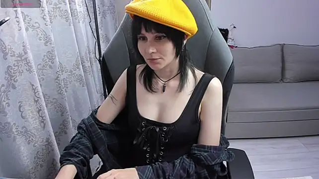 MistyDark – Naživo XXX chat
