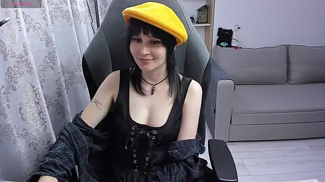 MistyDark Chat XXX live