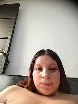 purebreastmilk Live XXX-Chat