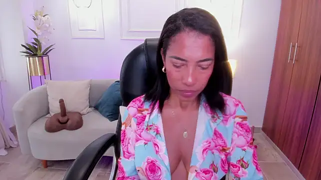 Shantaall_ 라이브 XXX 채팅