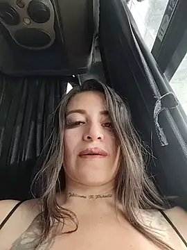 Emily_Kooper XXX чат на живо